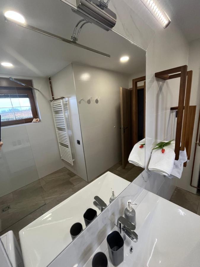 Apartma Ksela Mala Nedelja Exterior photo